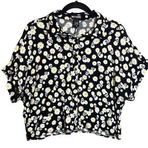 Hot Topic Skull & Daisy Button Front Top Black Rayon Cropped Oversized M